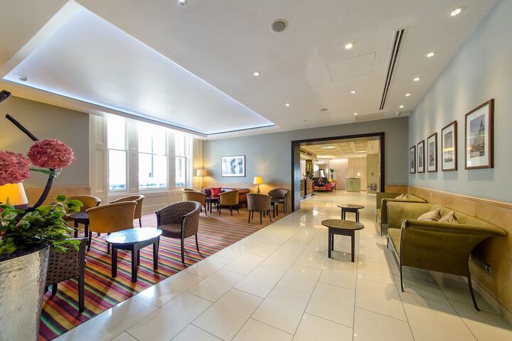 Guest Lobby