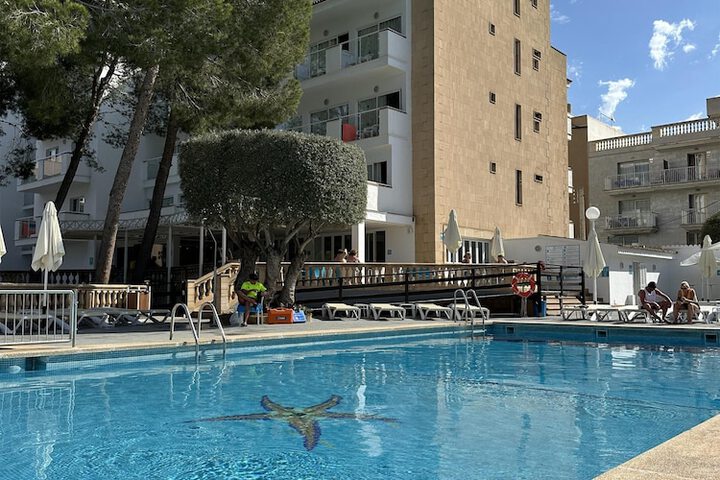Pool 36 of 59