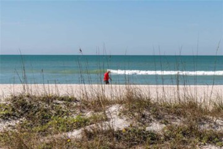 Beach 10 of 43