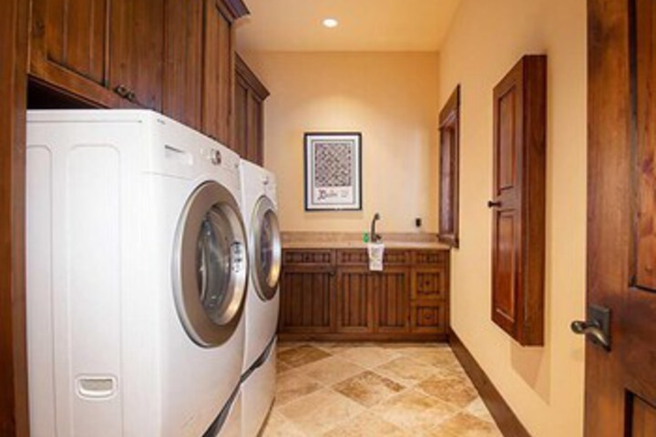 Laundry 58 of 132