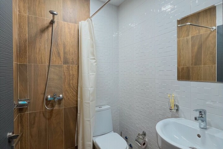 Room 18 of 25