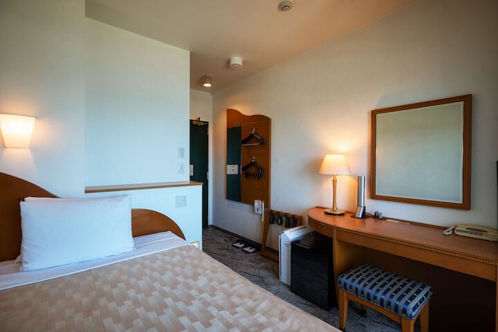 Room 29 of 97