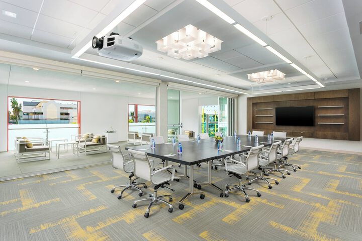Meeting facility