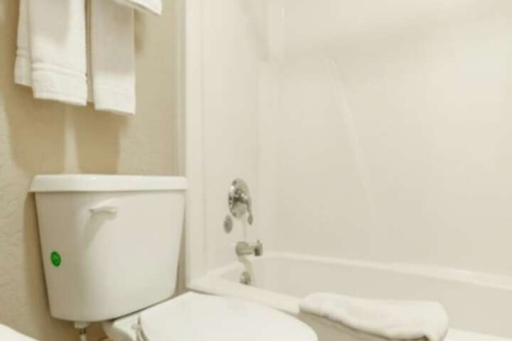 Room 49 of 76