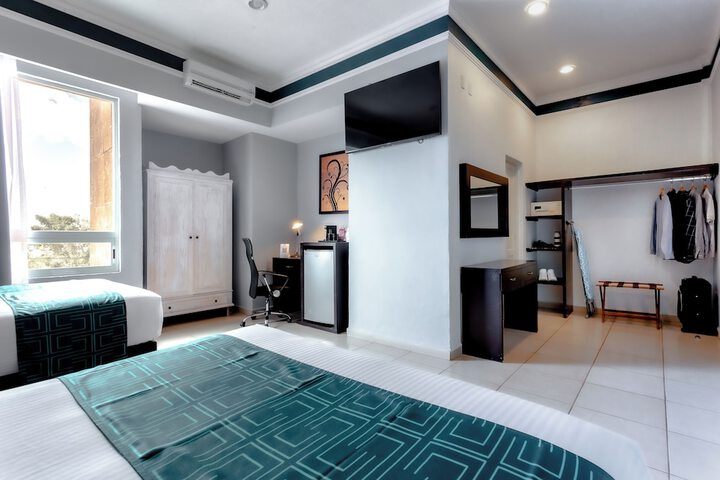 Room 41 of 166