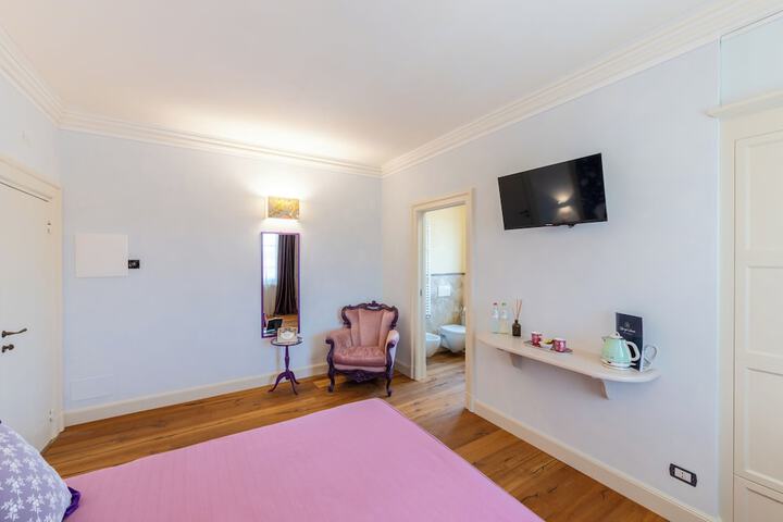 Room 12 of 72