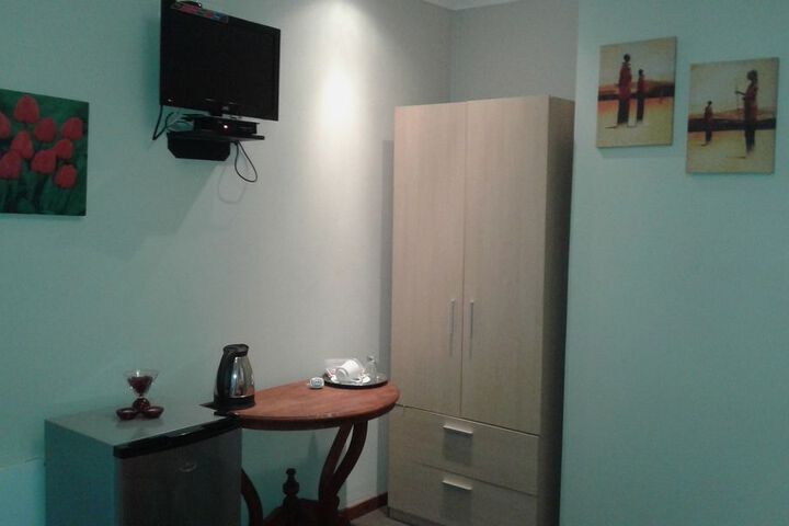 Room 16 of 20