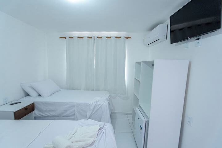 Room 9 of 27