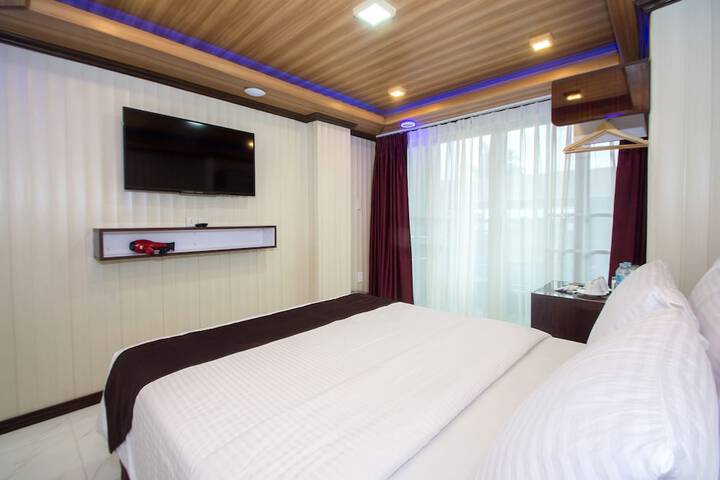 Room 47 of 96