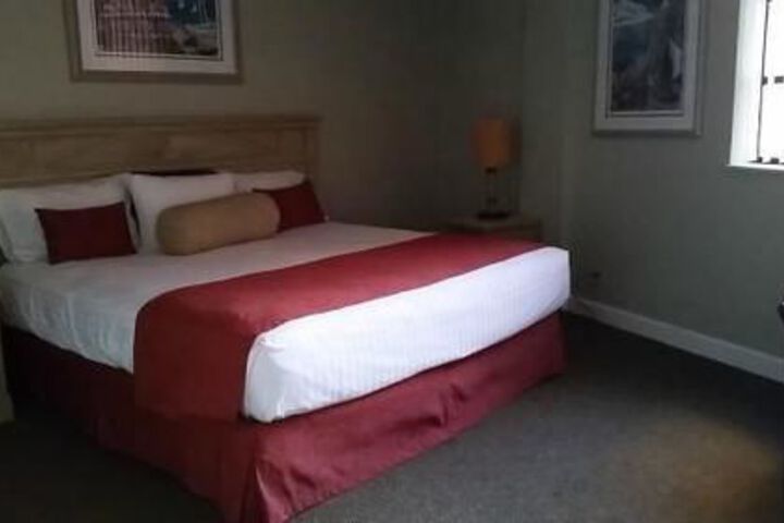 Room 5 of 21