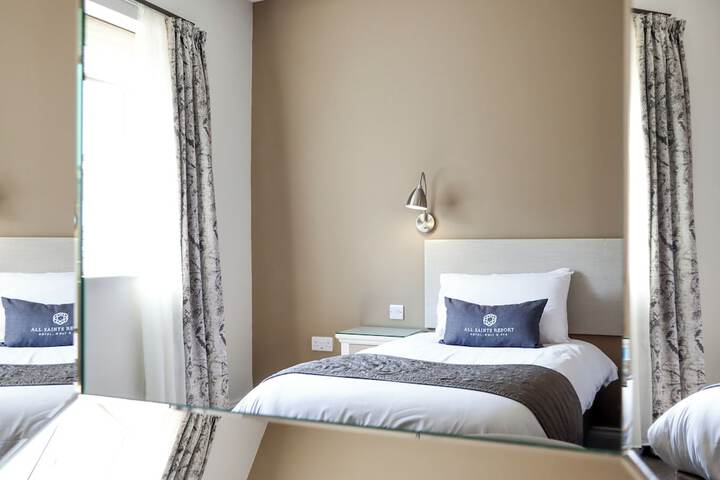 Room 7 of 45