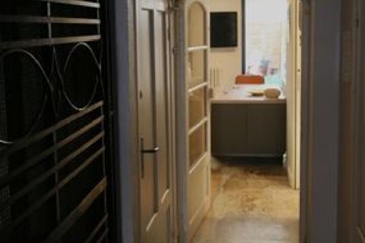 Room 5 of 23