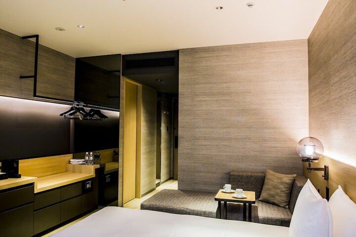 Room 20 of 160