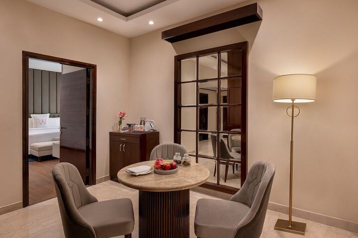 Room 16 of 27