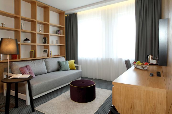 Room 19 of 74
