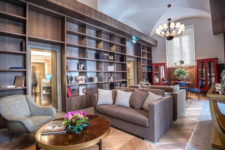 Lobby Entry