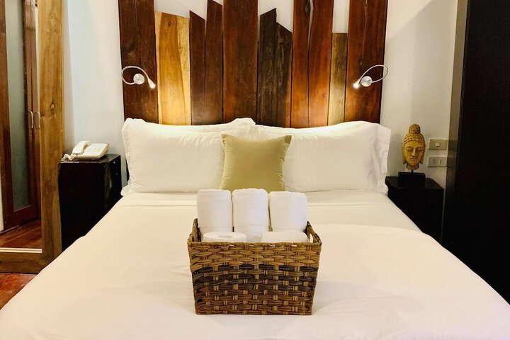 Room 5 of 30