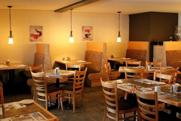 Dining 44 of 60