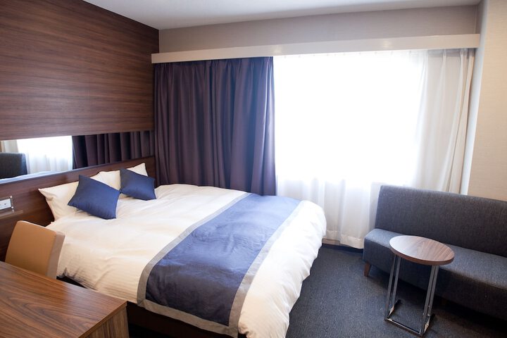 Room 8 of 41