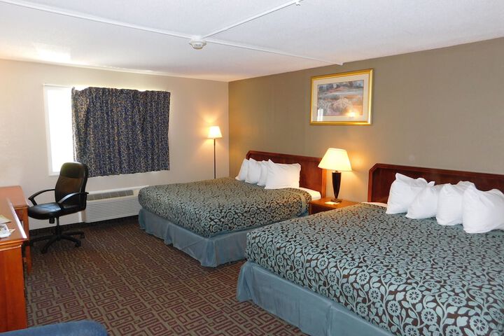 2 King Beds (3 of 15)