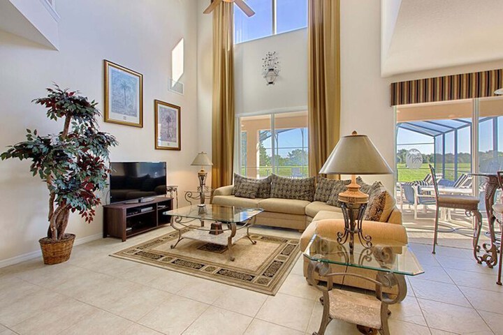 Room 16 of 60