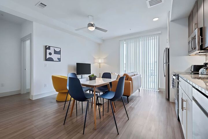 Room 417 of 656