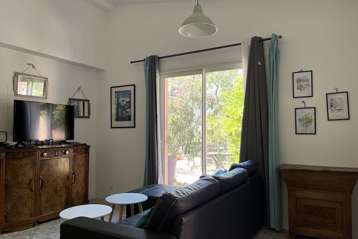 Room 9 of 63