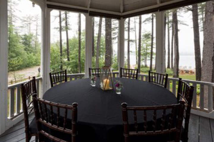 Dining 19 of 47