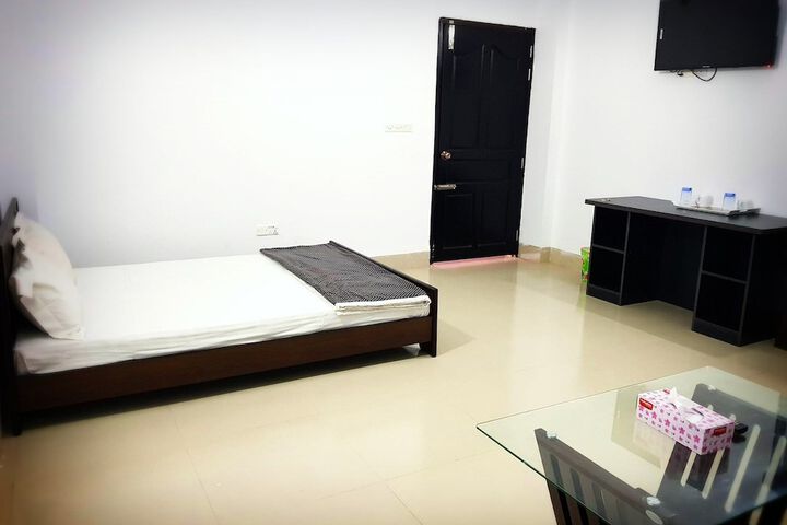 Room 19 of 37