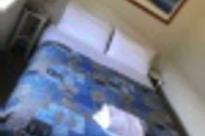 Room 136 of 228