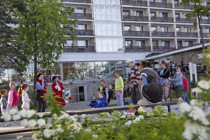 Childrens Activities 41 of 71