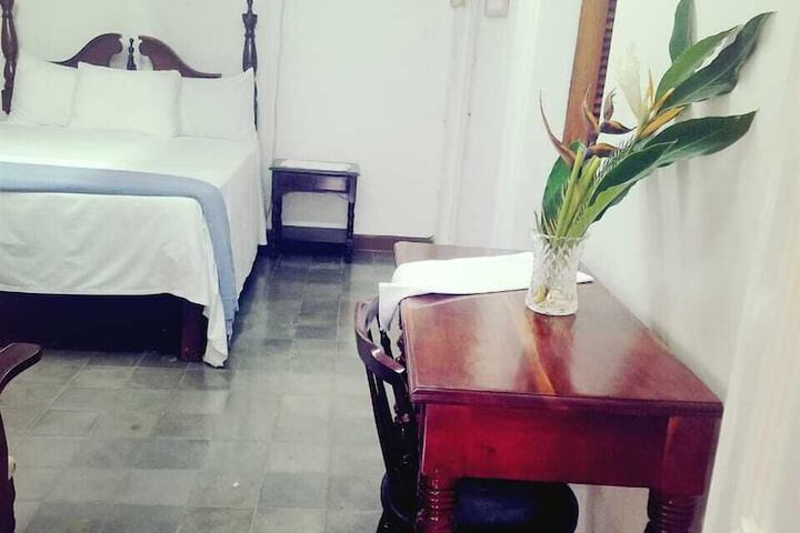 Room 11 of 41