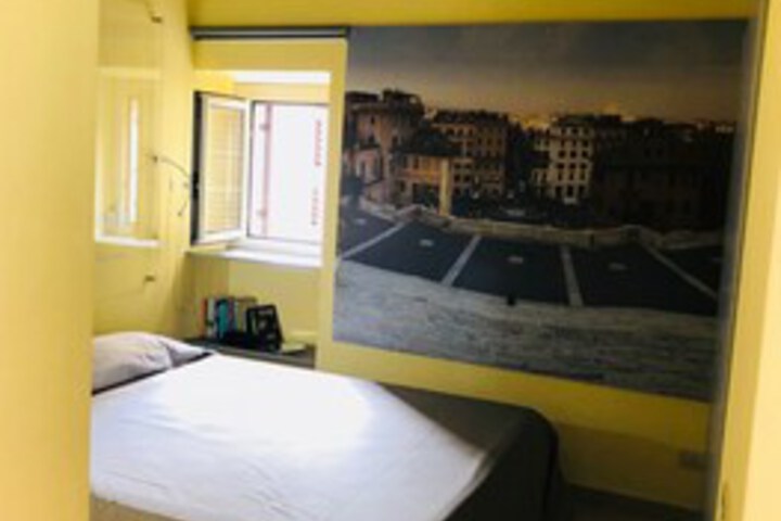 Room 68 of 83