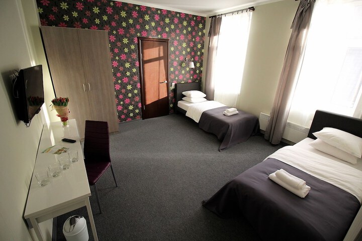 Room 13 of 46