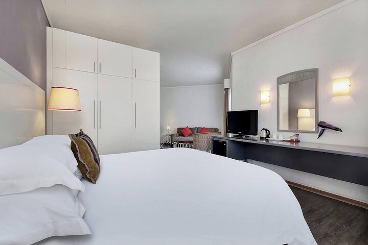 Room 14 of 46