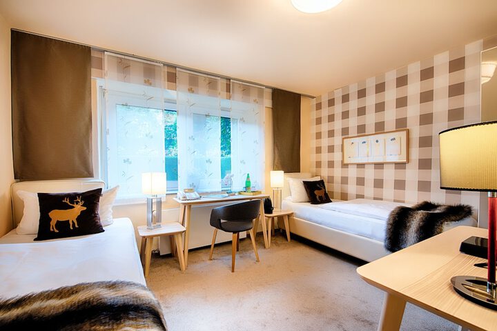 Room 8 of 54