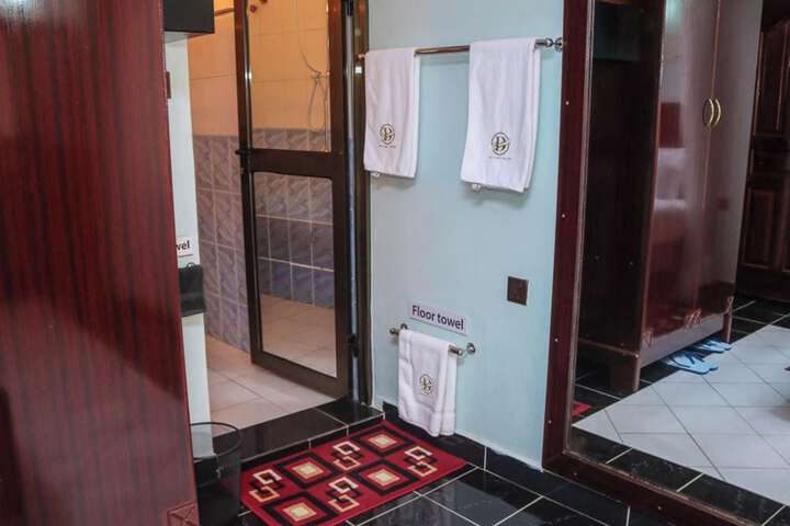 Room 30 of 50
