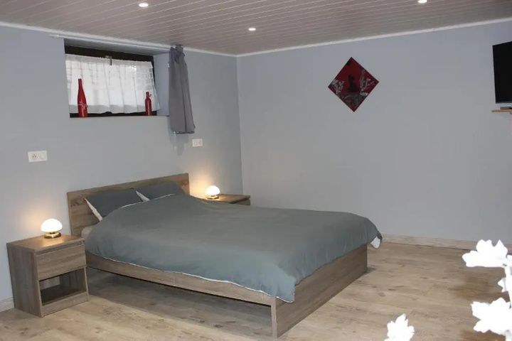 Room 3 of 11