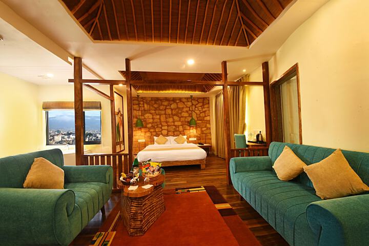 Woodapple Hotel and Spa