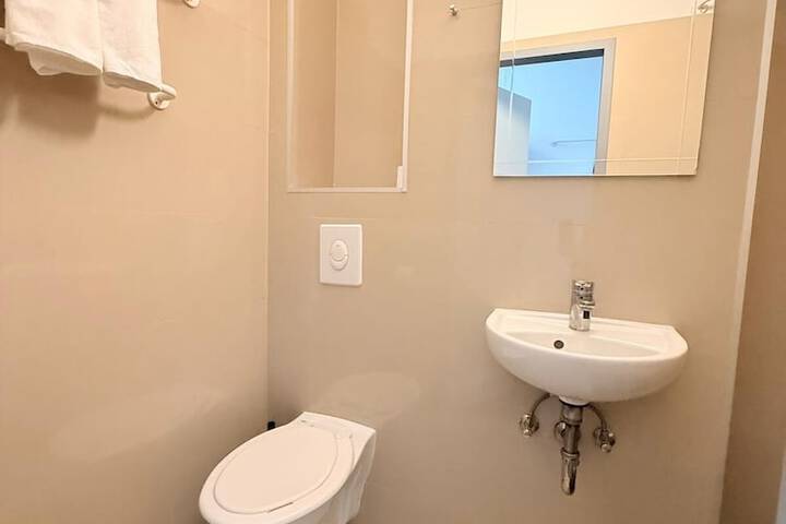 Room 124 of 150
