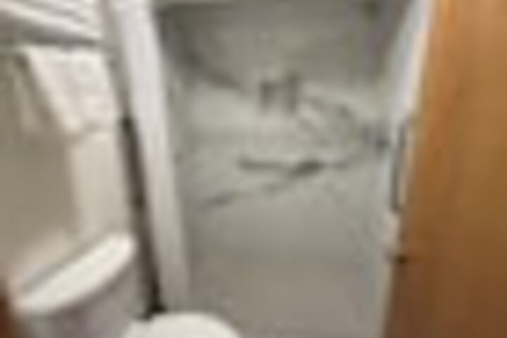 Room 215 of 279
