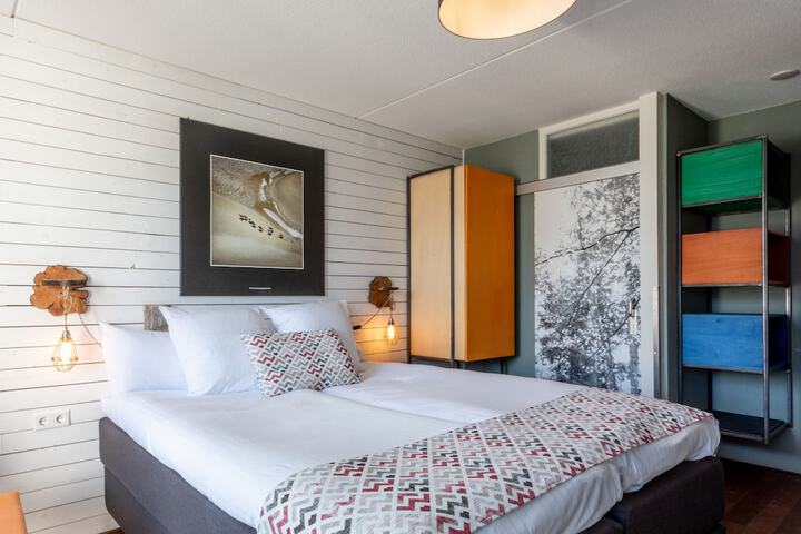 Room 10 of 58