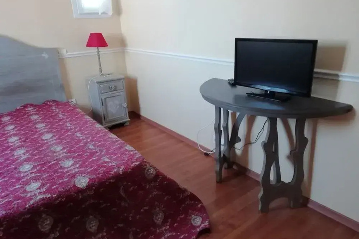 Room 2 of 7