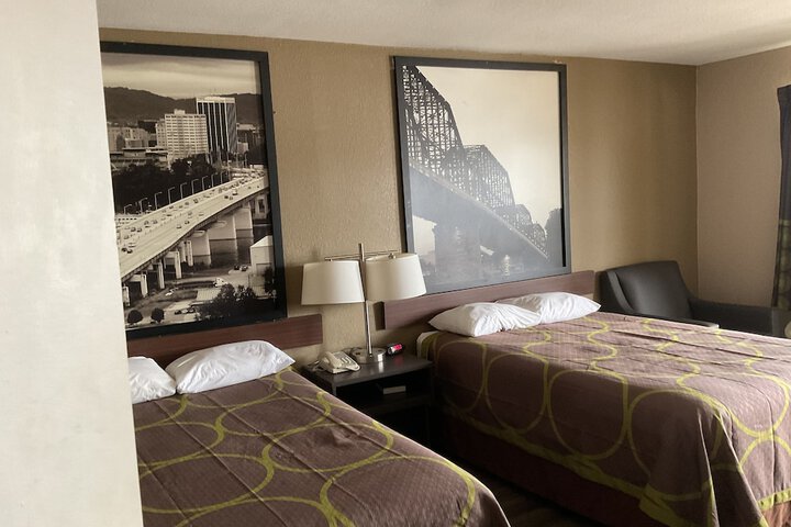 Double Accessible King Size Bed (14 of 25)