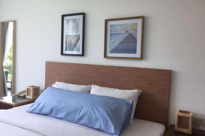 Room 11 of 46