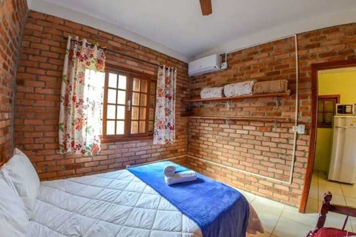 Room 14 of 37
