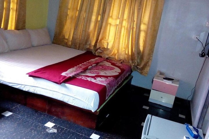 Room 22 of 42