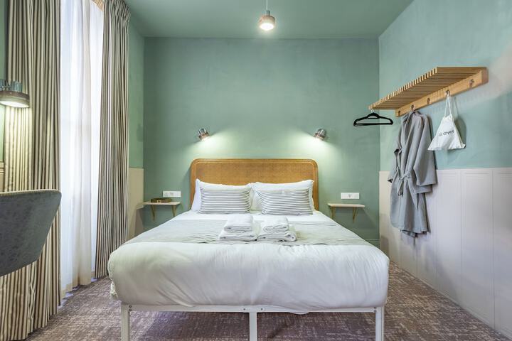 Room 209 of 344