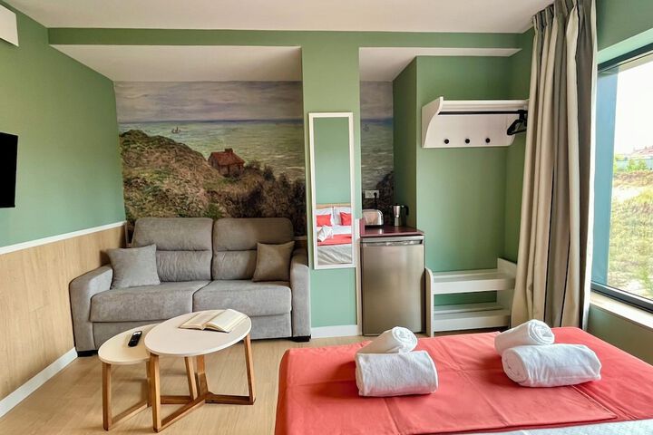 Room 7 of 50