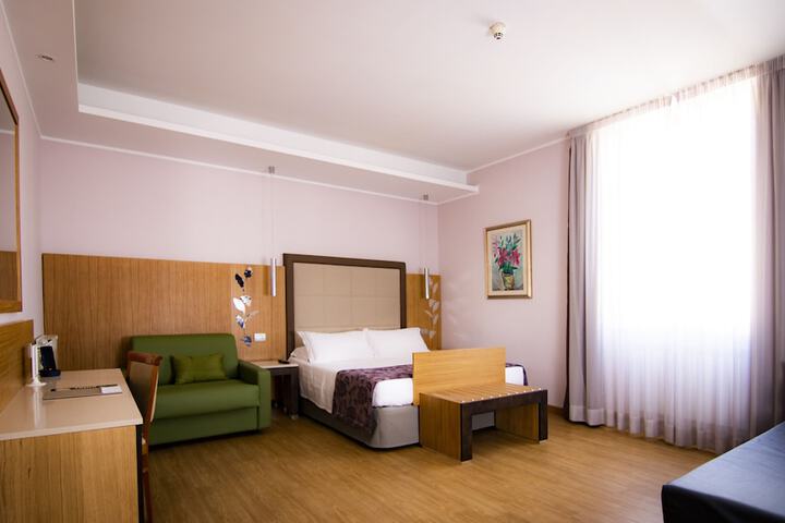 Room 60 of 167